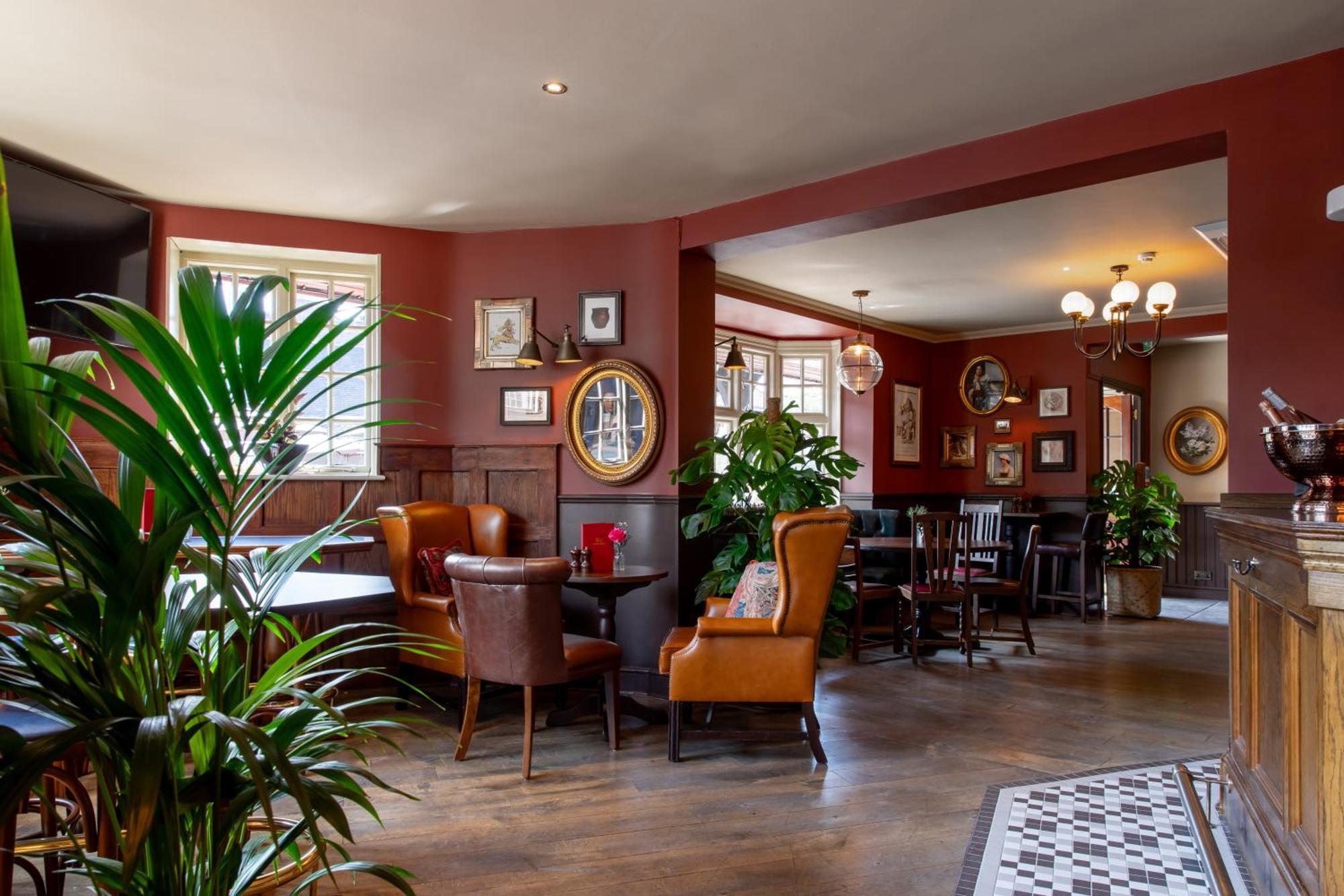 Hotel Red Lion 3*