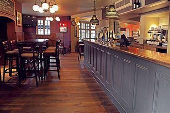 Red Lion 3* Radlett