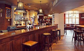 Red Lion 3*